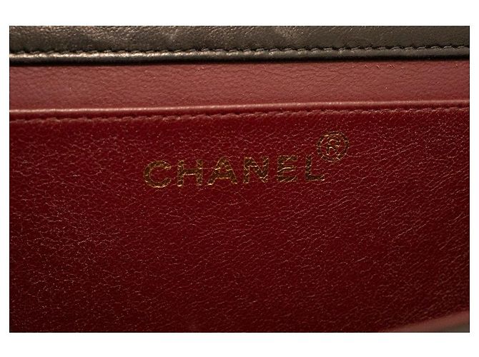 Chanel Vintage Mini in pelle d'agnello matelassé con patta completa Nero - vista 5