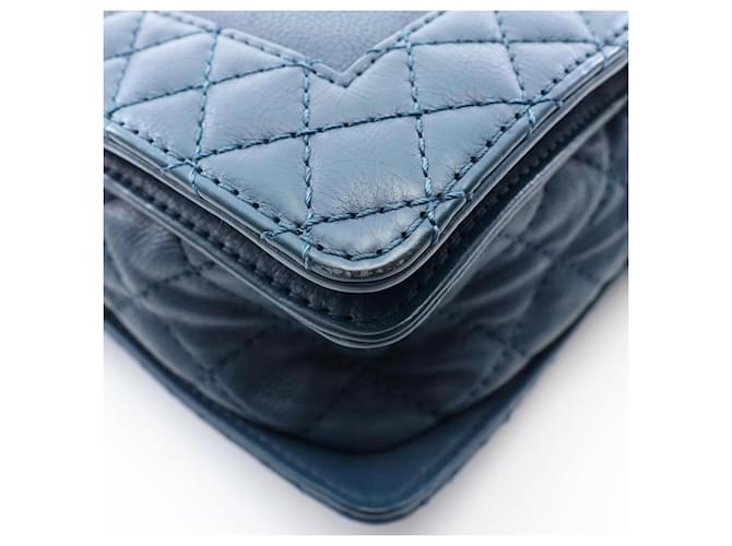Borsa a tracolla Chanel Boy Verde - vista 10
