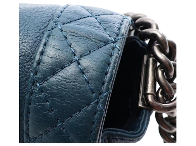 Borsa a tracolla Chanel Boy Verde - vista 13