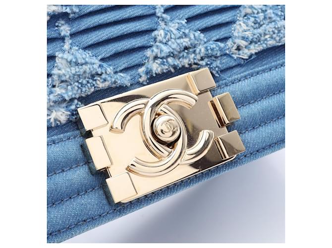 Borsa a tracolla Chanel Boy Small in denim Blu - vista 10