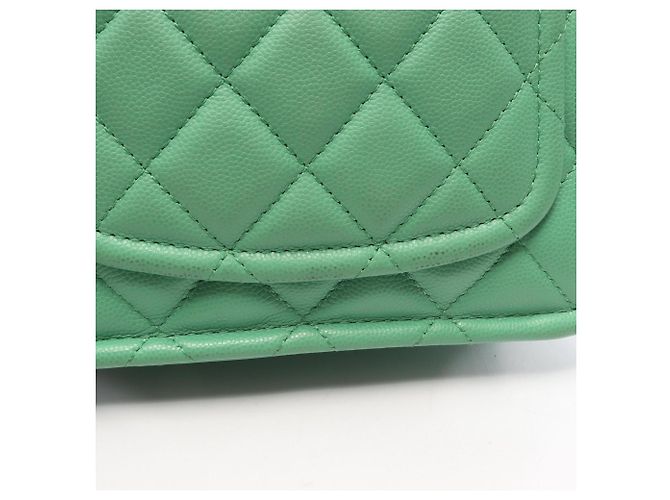 Borsa a tracolla piccola Chanel Matelassé verde - vista 7