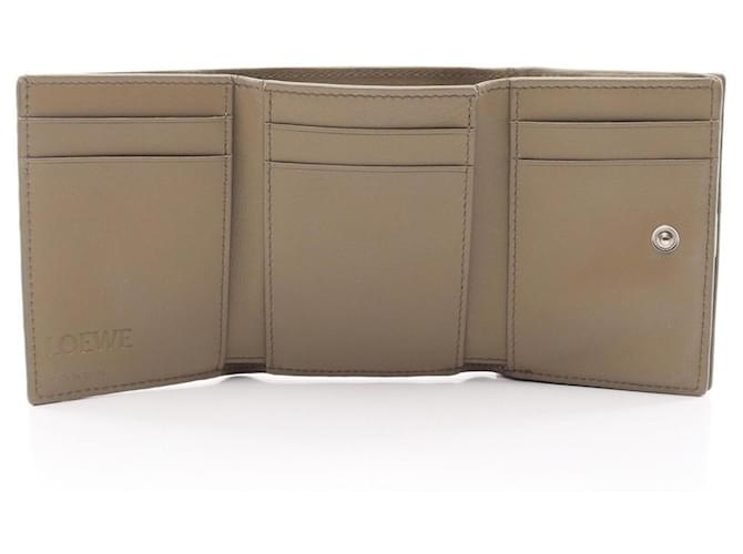 Cartera Loewe Anagram Trifold Beige - vista 3