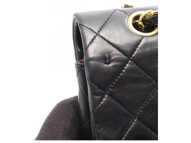 Borsa a tracolla Chanel Matelassé Double Flap Nero - vista 11