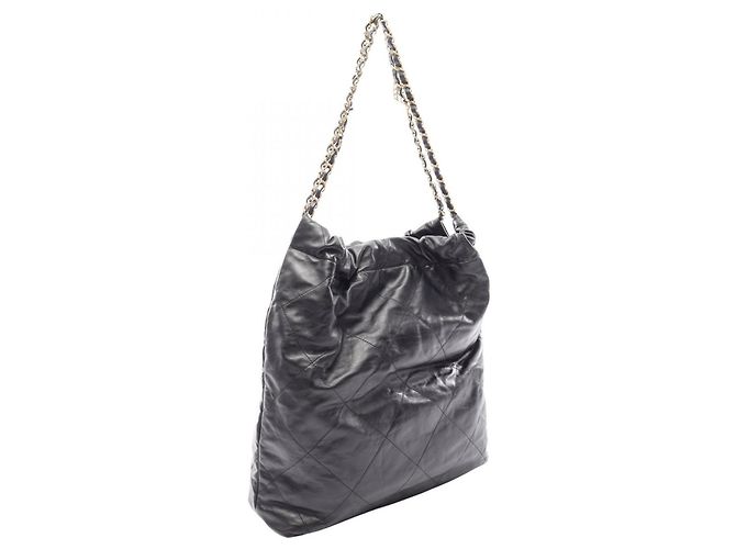 Timeless Borsa a spalla Chanel Matelassé 22 Large Nero - vista 2
