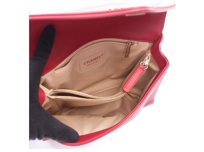 Borsa a tracolla Chanel Chevron V-stitch in pelle rossa Rosso - vista 3
