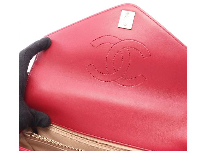 Borsa a tracolla Chanel Chevron V-stitch in pelle rossa Rosso - vista 7