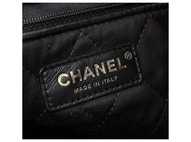 Zaino Chanel CHANEL 22 in pelle nera Nero - vista 4
