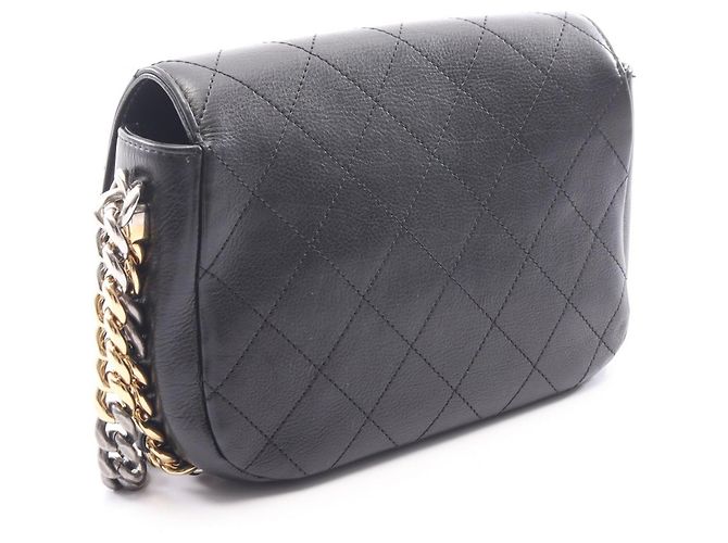 Borsa a tracolla Chanel Matelassé Small in pelle nera Nero - vista 2