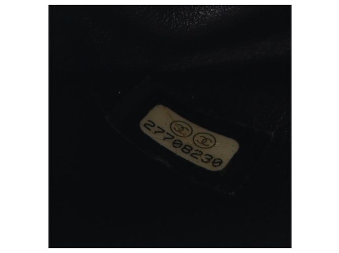 Borsa a tracolla Chanel Matelassé Small in pelle nera Nero - vista 5