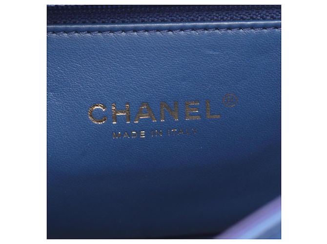 Borsa Chanel Matelassé in pelle d'agnello blu - vista 4