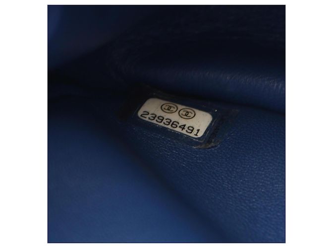 Borsa Chanel Matelassé in pelle d'agnello blu - vista 5