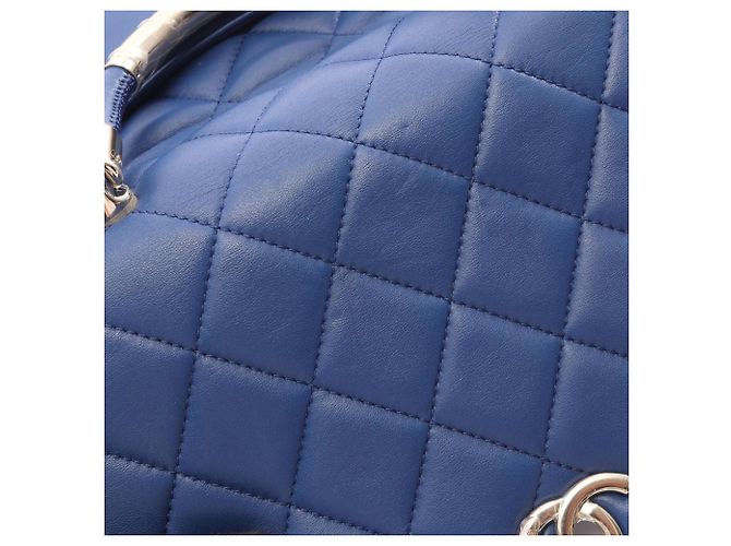 Borsa Chanel Matelassé in pelle d'agnello blu - vista 9