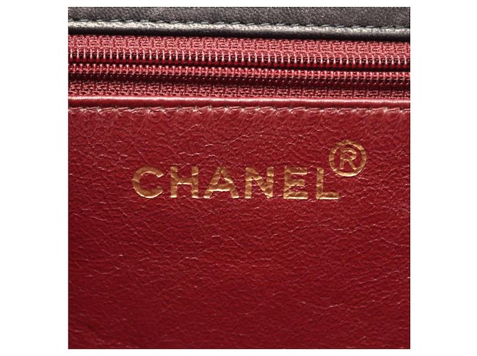 Borsa a tracolla Chanel Matelassé Single Flap Nero - vista 4