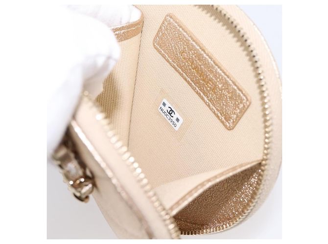 Chanel Pearl Crown CC Multi Pouches Wristlet aus gestepptem Lammleder Golden - Ansicht 7