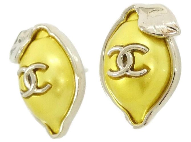 Orecchini a lobo Chanel ABG758 Gold D'oro Giallo - vista 2