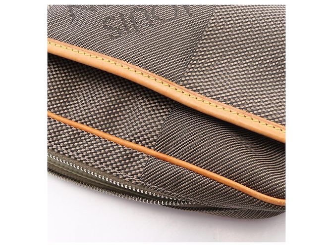 Borsa a vita Louis Vuitton Acrobat Cachi - vista 9