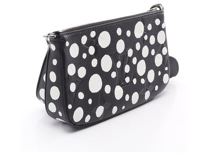 Louis Vuitton LV x YK Multi Pochette Accessoires Nero Bianco - vista 2