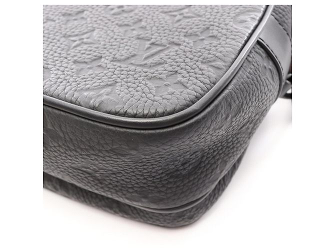Borsa Messenger Louis Vuitton S-Lock Nero - vista 6