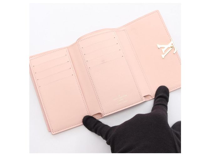 Louis Vuitton Portefeuille Capucines Compact Wallet Rosa - vista 3