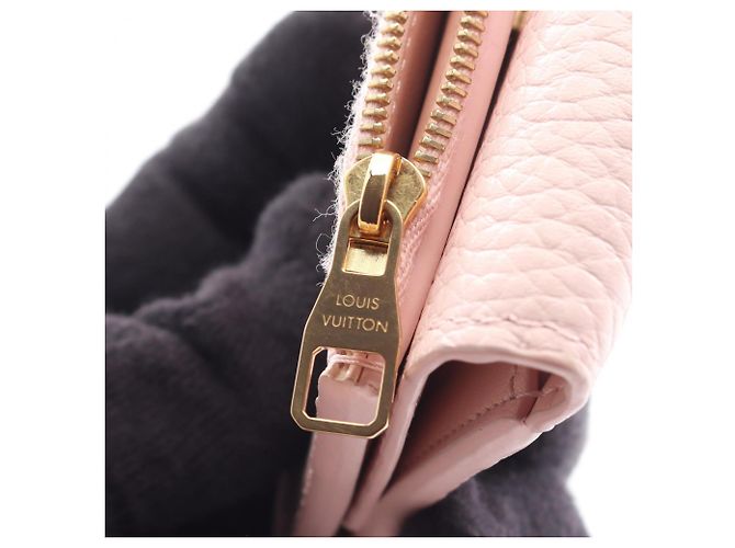 Louis Vuitton Portefeuille Capucines Compact Wallet Rosa - vista 9