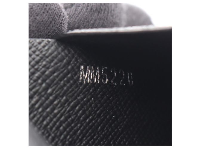 Louis Vuitton Epi Noir Bi-fold Wallet Black - view 5