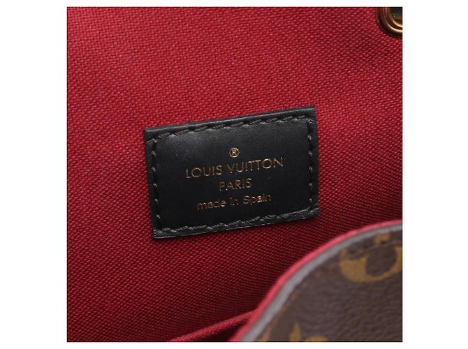 Zaino/Borsa Louis Vuitton Montsouris NM PM Marrone Nero - vista 4