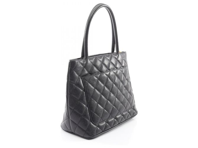 Bolso Tote Chanel Reissue Negro - vista 2