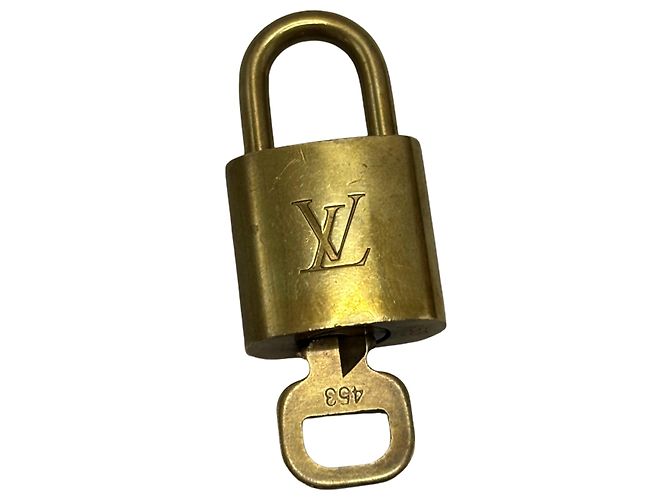 Louis Vuitton Padlock and Key Logo Metal medium D'oro - vista 2