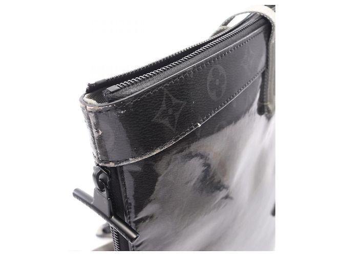 Borsa zaino Louis Vuitton Zipped Tote Monogram Eclipse Glaze Nero - vista 7