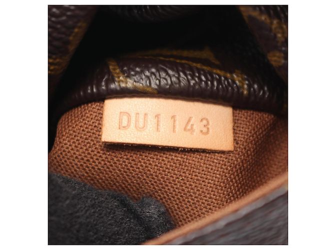 Bolso Tote Louis Vuitton Totally PM Castaño - vista 5