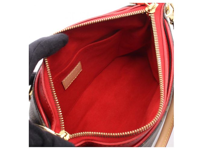 Borsa a mano 2-Way Louis Vuitton Pallas BB Marrone Rosso Fuschia - vista 3