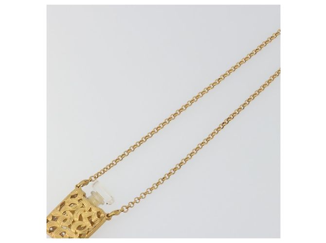 Pendente a forma di flacone di profumo Chanel CC No.5 in metallo D'oro - vista 7