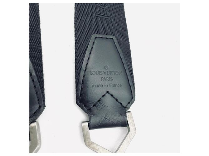 Borsa da viaggio Louis Vuitton Kendall PM in pelle Taiga Nero Ardesia - vista 11
