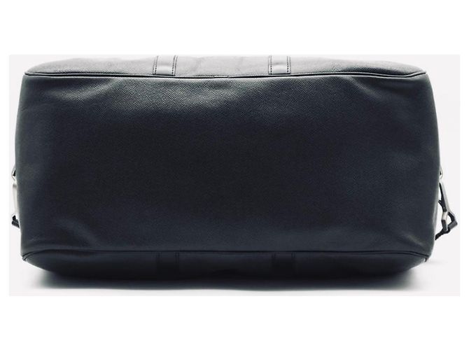 Borsa da viaggio Louis Vuitton Kendall PM in pelle Taiga Nero Ardesia - vista 4