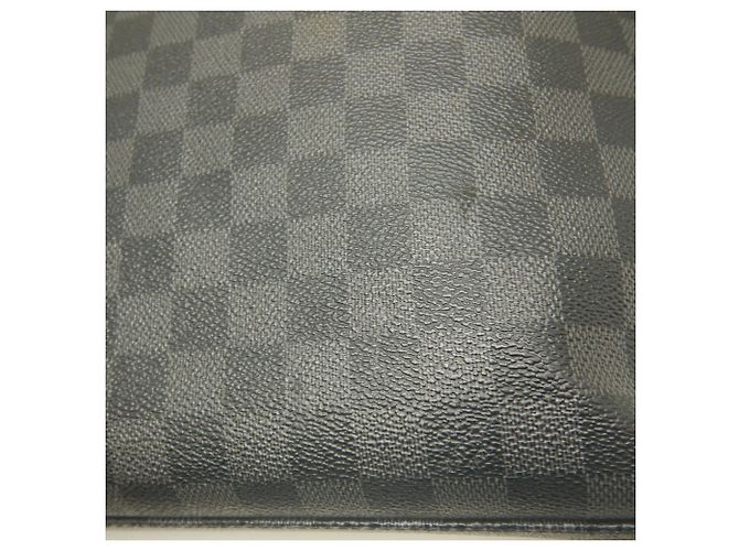 Borsa a tracolla Louis Vuitton Damier Graphite Mick PM Nero - vista 8