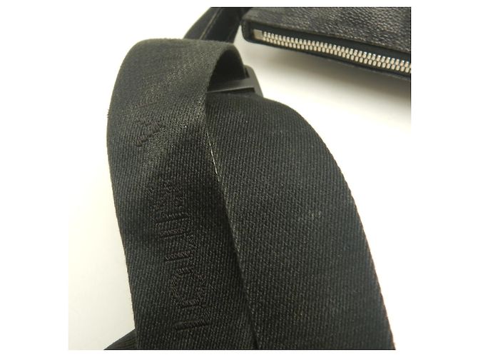 Borsa a tracolla Louis Vuitton Damier Graphite Mick PM Nero - vista 9
