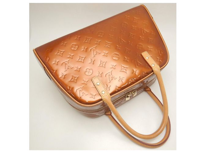Borsa Louis Vuitton Vernis Tompkins Square Bronzo Monogramma - vista 3