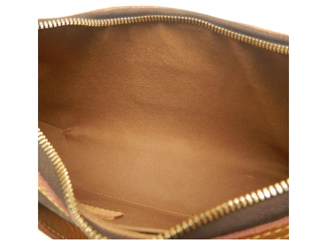 Borsa a tracolla Louis Vuitton Monogram Thames PM Marrone Monogramma - vista 20