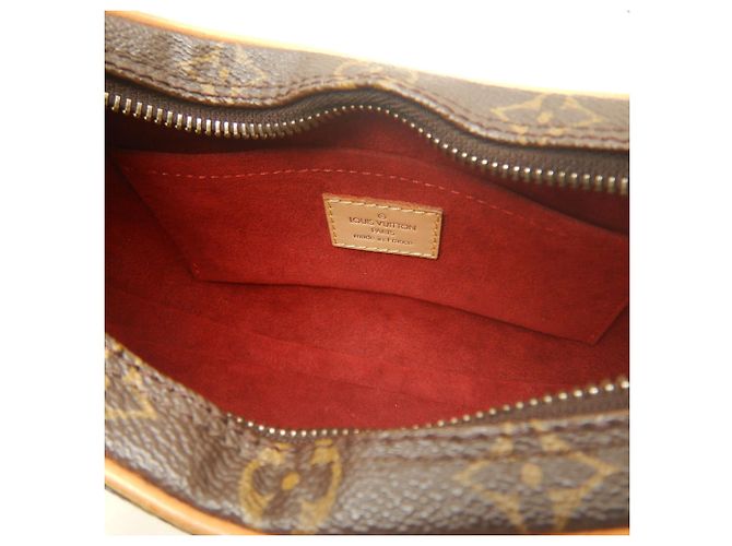 Borsa a tracolla Louis Vuitton Monogram Pochette Croissant PM Marrone Monogramma - vista 5