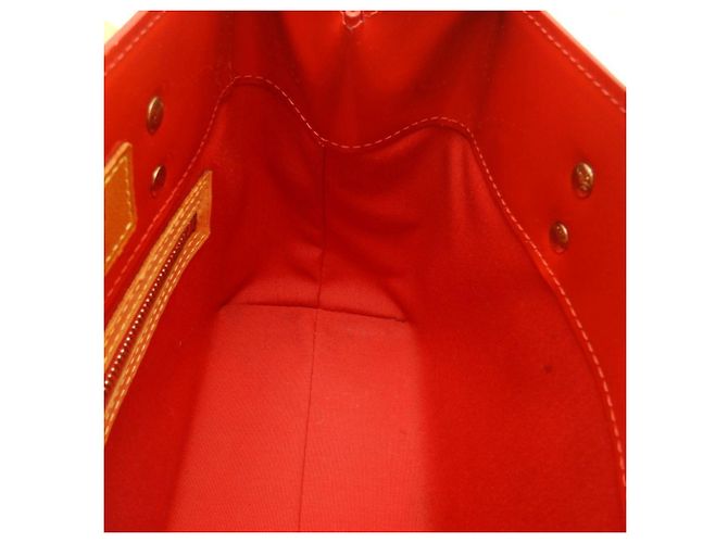 Borsa Louis Vuitton Vernis Lead PM Rosso Monogramma - vista 15