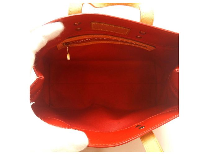 Borsa Louis Vuitton Vernis Lead PM Rosso Monogramma - vista 4