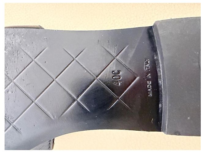 Mules Chanel matelassé in pelle nera Nero - vista 8