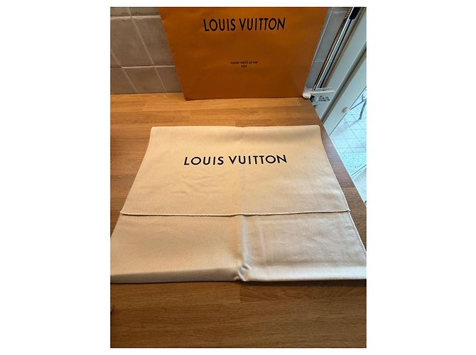 Louis Vuitton Keepall Bandoulière 25 Monogram Eclipse Reverse M46271 Nero Grigio - vista 5