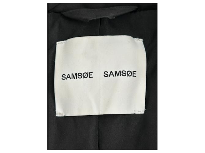 Samsoe & Samsoe Gesteppter schwarzer Mantel mit Gürtel - Ansicht 9