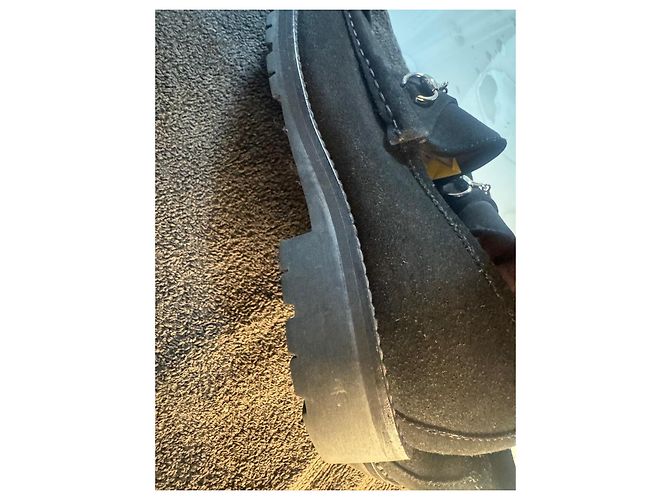 Mocassini Gucci in camoscio nero con morsetto - vista 9