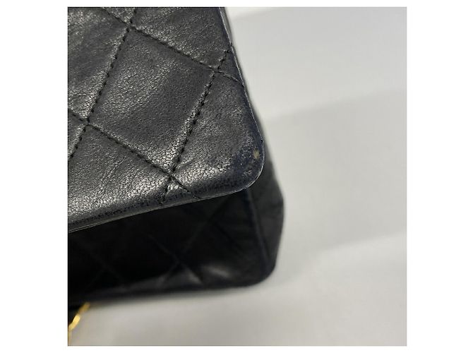 Borsa a tracolla Chanel Mini Matelassé con catena Nero - vista 9