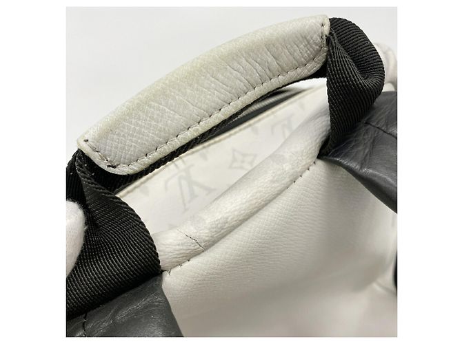 Zaino Louis Vuitton Taigarama Discovery PM Bianco - vista 7