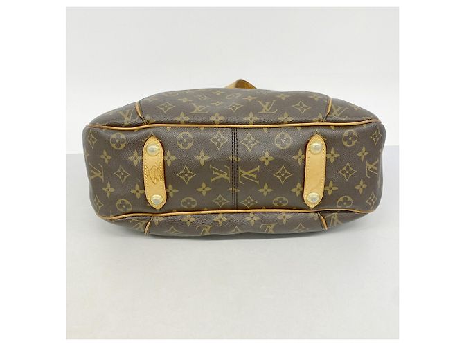 Bolsa de Ombro Louis Vuitton Monogram Galliera PM Marrom - vista 3