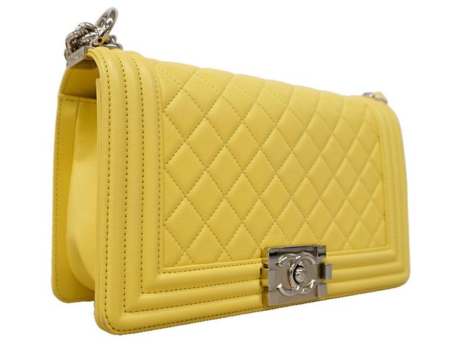 Borsa a tracolla Chanel Boy Chain Giallo - vista 2