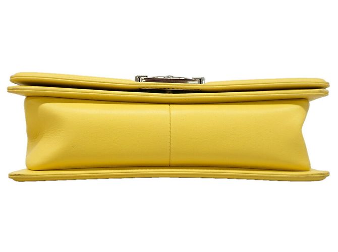 Borsa a tracolla Chanel Boy Chain Giallo - vista 3